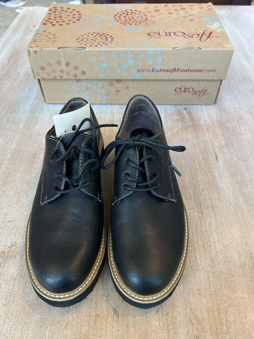 Women’s Black Leather Lace-Up Casual Shoes